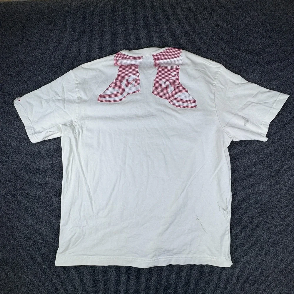 Air Jordan Essentials Holiday T Shirt Mens Large Sail Red Logo‎ Graphic Cotton